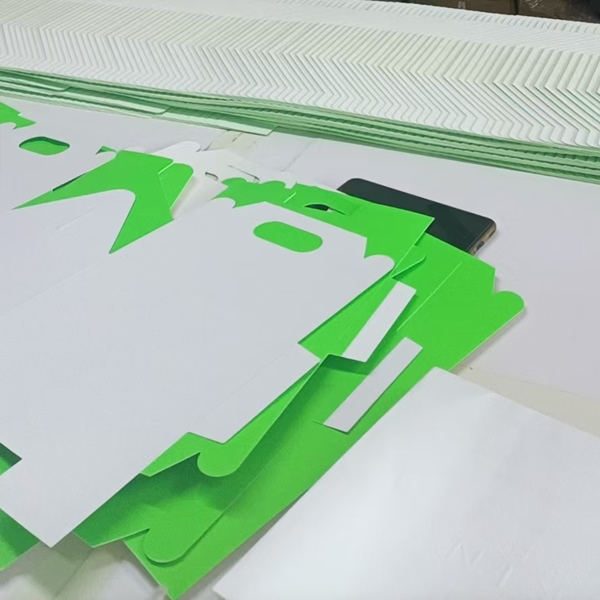 2-C1S card with neon color printing