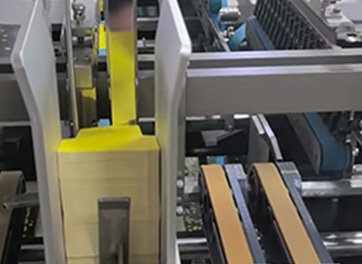 3,Gluing Boxes
