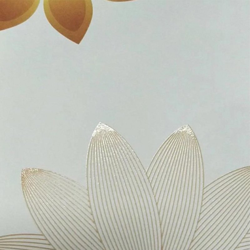 Flatness and smoothness of glossy UV-coated printed patterns